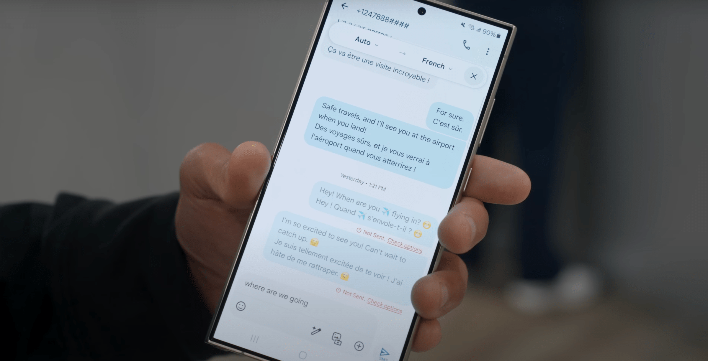 Samsung S24 Ultra showing chat translation feature.
